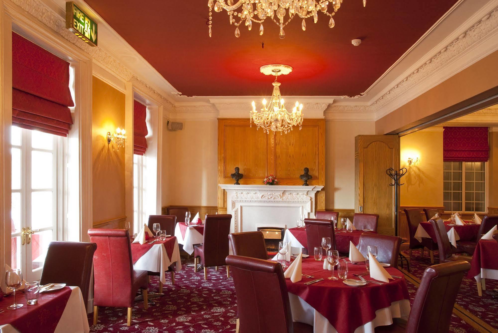 The Royal Hotel Crosby  Exterior foto